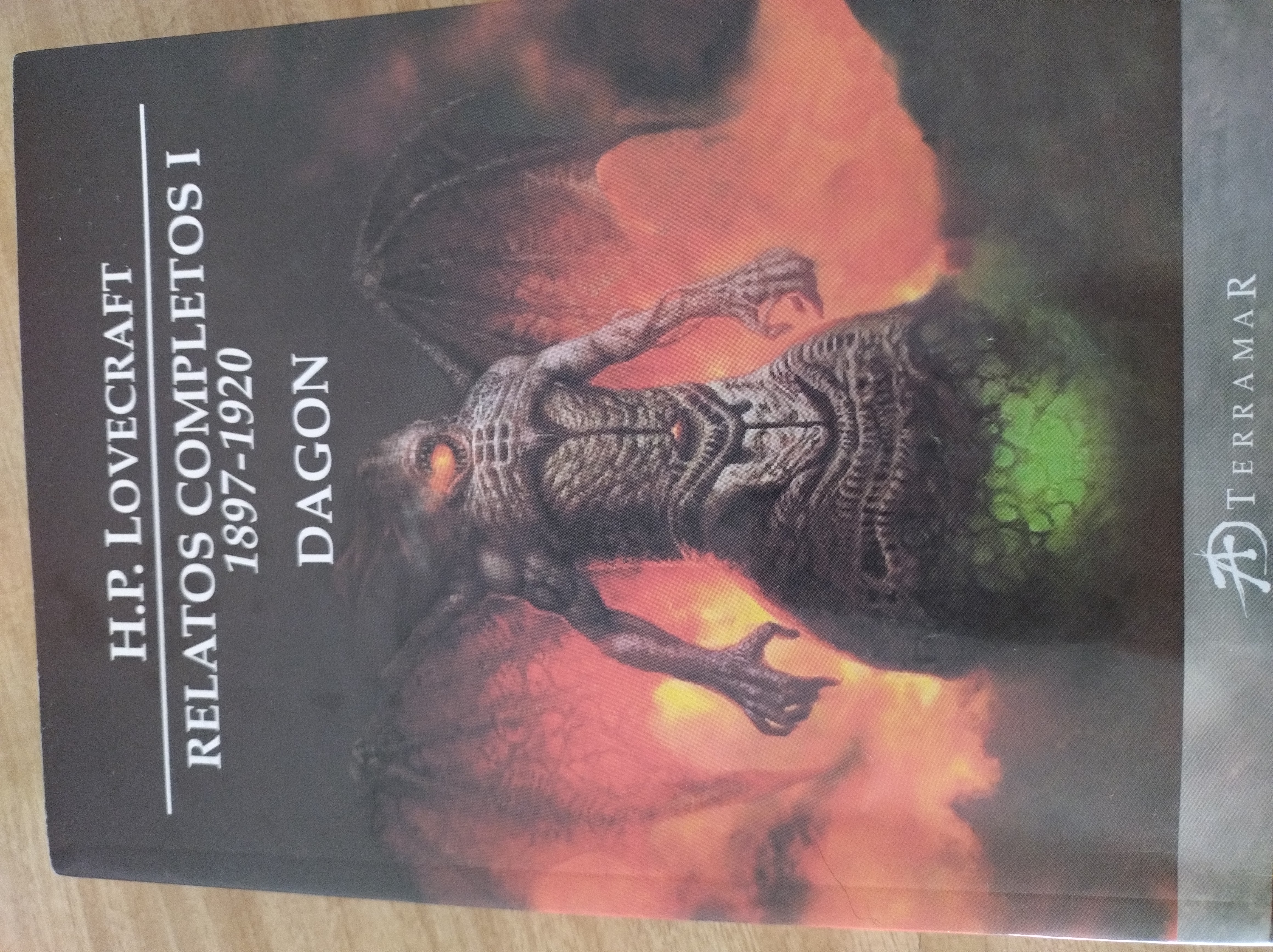 H.P. Lovecraft: Relatos Completos (Paperback, Español language, 2010, Terramar)