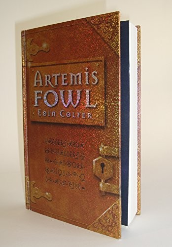 Eoin Colfer: Artemis Fowl (Hardcover, Puffin Books)