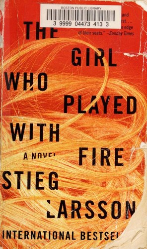 Stieg Larsson: The Girl Who Played with Fire (Paperback, 2009, Vintage Crime/Black Lizard, Vintage)
