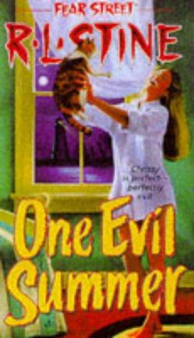 R. L. Stine: ONE EVIL SUMMER (FEAR STREET 25): ONE EVIL SUMMER (Fear Street) (Paperback, 1994, Simon Pulse)