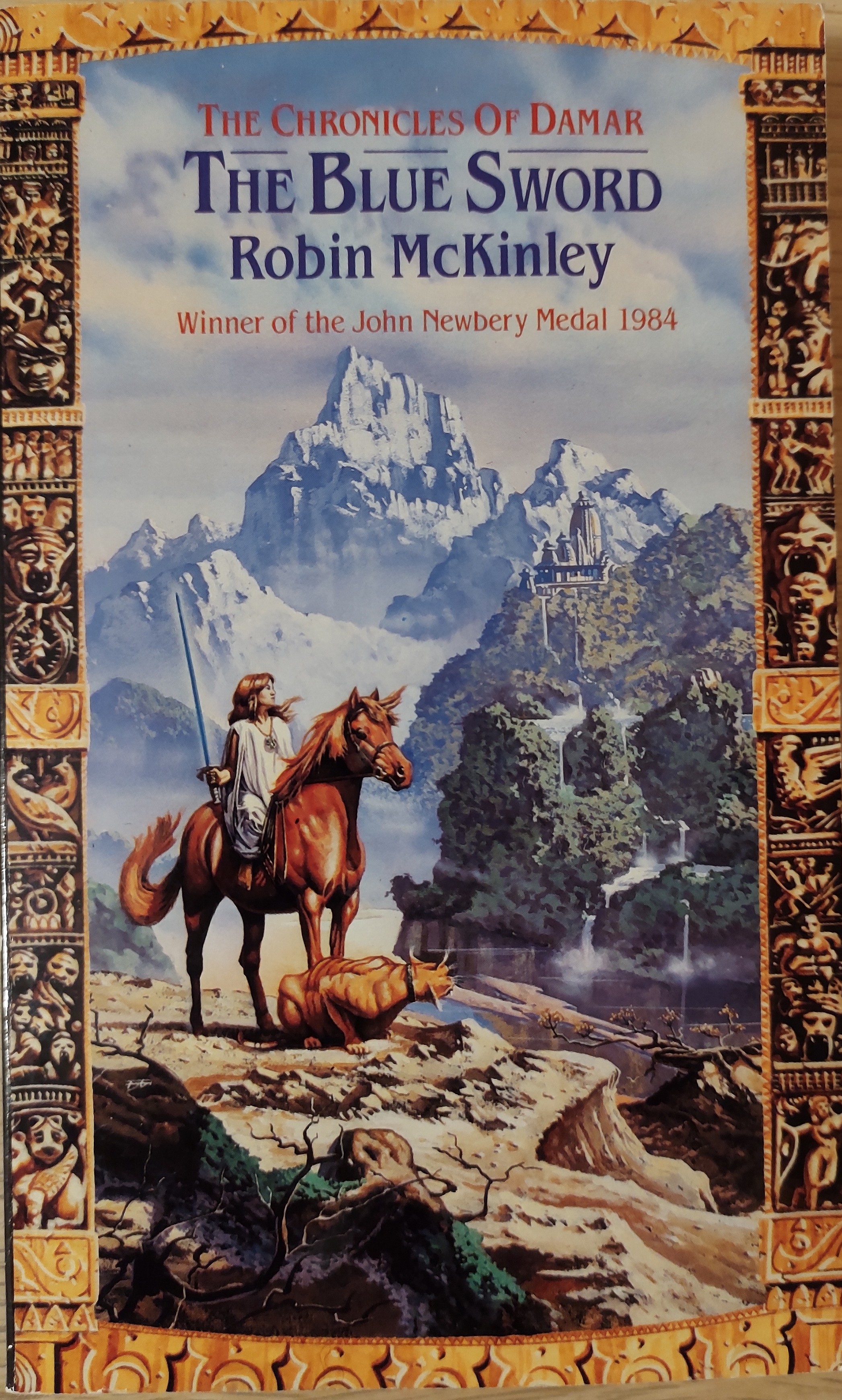 Robin McKinley: The Blue Sword (Orbit Books) (Paperback, 1985, Orbit)